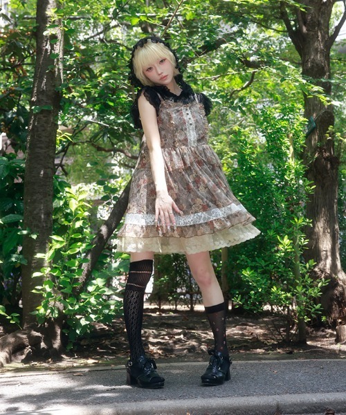 myu:loret(ミュウロレット)の「フリルフードレーストップス(Tシャツ/カットソー・レディース・ブラック/ホワイト・FREE)」の20枚目の写真