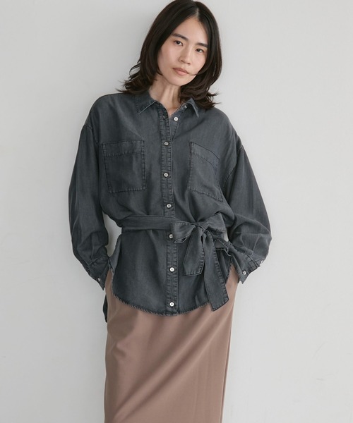 Doux archives(ドゥアルシーヴ)の「【26AW EC先行予約】ソフトデニム3WAYボウタイシャツ(シャツ/ブラウス・レディース・ブルー/チャコールグレー/サックスブルー・FREE)」の2枚目の写真