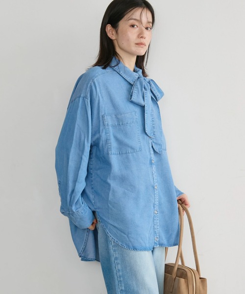 Doux archives(ドゥアルシーヴ)の「【26AW EC先行予約】ソフトデニム3WAYボウタイシャツ(シャツ/ブラウス・レディース・ブルー/チャコールグレー/サックスブルー・FREE)」の4枚目の写真