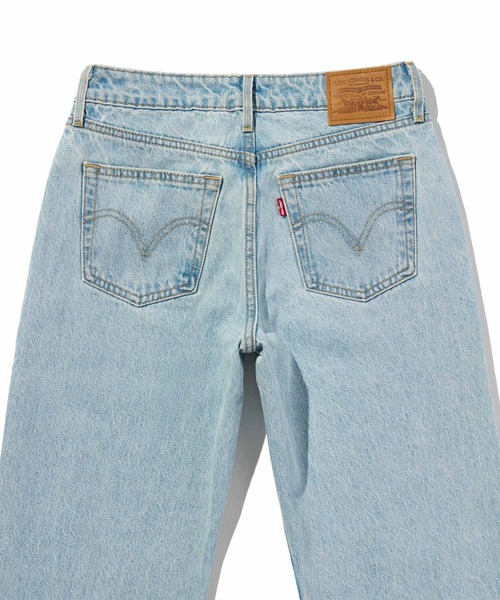 Levi's(リーバイス)の「Levi's/リーバイス LOW STRAIGHT ジーンズ ライトインディゴ(デニムパンツ・レディース・ライトインディゴブルー・27inch/28inch/23inch/24inch/25inch/26inch)」の10枚目の写真
