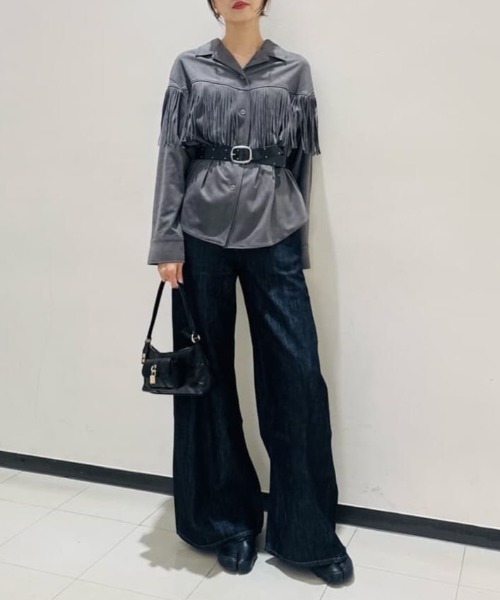 MOUSSY(マウジー)の「【26年AW新作】【セットアップ対応】F/SUEDE FRINGE シャツ(シャツ/ブラウス・レディース・ベージュ/チャコールグレー・1/2)」の10枚目の写真