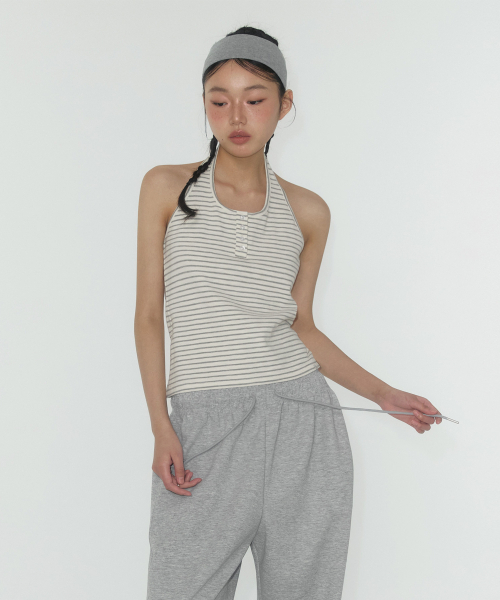 TWEE（トゥウィー）の「エトストライプヘンリーホルターネックスリーブレス（Tシャツ/カットソー・レディース・ライトグレー/オリーブ・SMALL/MEDIUM）」の3枚目の写真