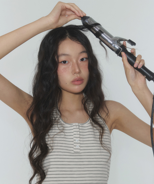 TWEE（トゥウィー）の「エトストライプヘンリーホルターネックスリーブレス（Tシャツ/カットソー・レディース・ライトグレー/オリーブ・SMALL/MEDIUM）」の17枚目の写真