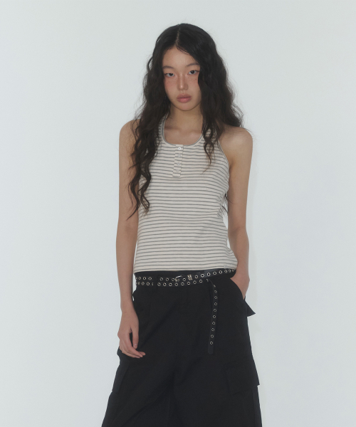 TWEE（トゥウィー）の「エトストライプヘンリーホルターネックスリーブレス（Tシャツ/カットソー・レディース・ライトグレー/オリーブ・SMALL/MEDIUM）」の18枚目の写真