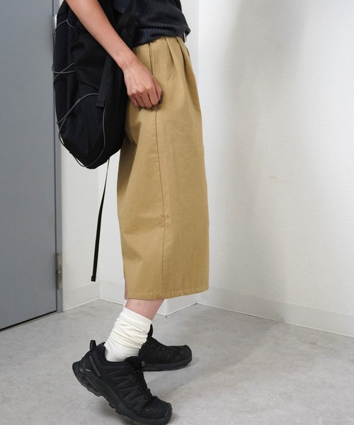 gossara(ゴサラ)の「【ボリューム感が今っぽい、大人のチノ】チノハーフパンツ(チノパンツ・レディース・ベージュ/ブラック・FREE)」の3枚目の写真