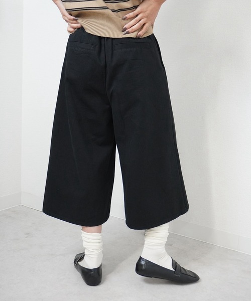 gossara(ゴサラ)の「【ボリューム感が今っぽい、大人のチノ】チノハーフパンツ(チノパンツ・レディース・ベージュ/ブラック・FREE)」の7枚目の写真