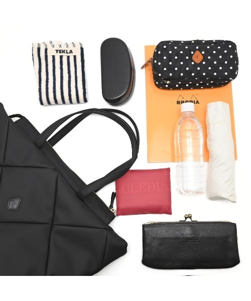 CLEDRAN（クレドラン）の「【PU×本革 A4対応】CL4030 LOSA PATCHWORK TOTE（トートバッグ・レディース・ブラック/ライトオリーブ/オフホワイト・FREE）」の11枚目の写真