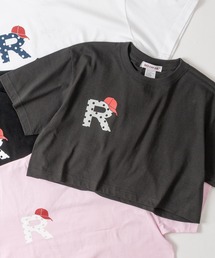 Red Cap Girl（レッドキャプガール）の「【a-r】〔RedCapGirl レッドキャップガール〕Rキャップロゴ  ショート丈 Tシャツ レディース（Tシャツ/カットソー）」