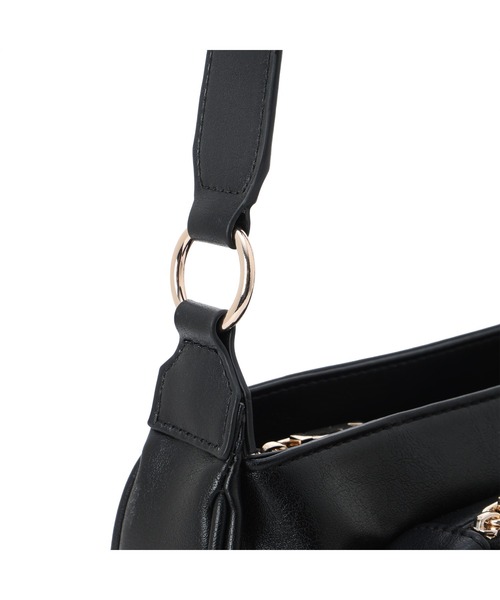 Guess（ゲス）の「BRONNA Shoulder Bag ハンドバッグ ショルダーバッグ（ハンドバッグ・レディース・ブラック・ONE SIZE）」の4枚目の写真