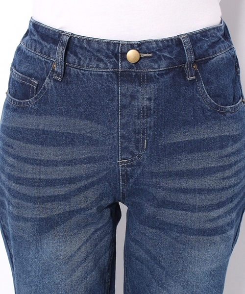 Chico（チコ）の「イージーカットオフデニムパンツ（デニムパンツ・レディース・ブルー/ネイビー/ブルー系その他・FREE）」の16枚目の写真