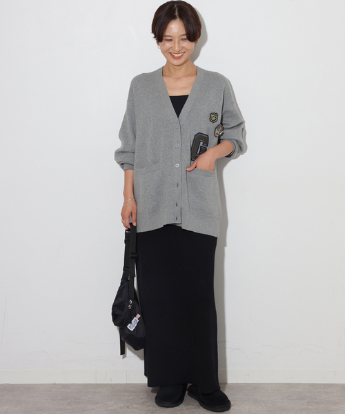 JOURNAL STANDARD relume（ジャーナルスタンダード　レリューム）の「エンブレムバッチ付きサガラ刺繍カーディガン（カーディガン/ボレロ・レディース・ネイビー/グレー・FREE）」の3枚目の写真