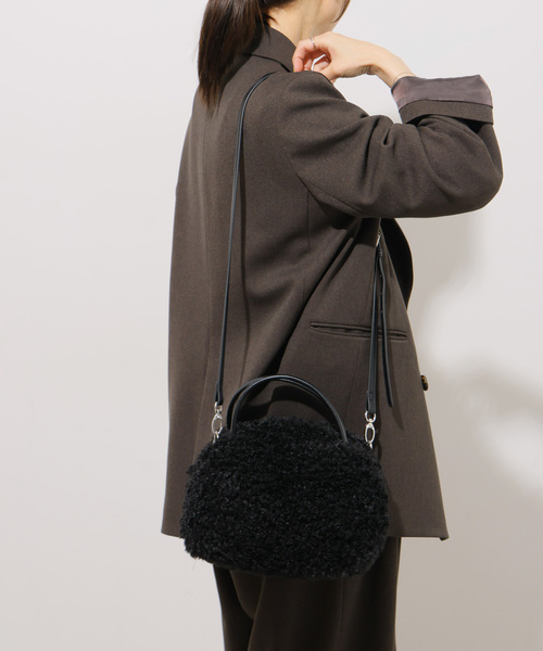 JOURNAL STANDARD relume(ジャーナルスタンダード レリューム)の「RELUME ボアミニボストンバッグ(ショルダーバッグ・レディース・ベージュ/ブラック・FREE)」の4枚目の写真
