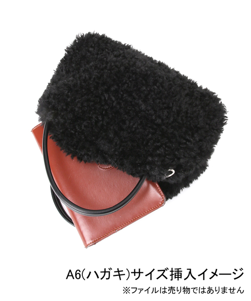 JOURNAL STANDARD relume(ジャーナルスタンダード レリューム)の「RELUME ボアミニボストンバッグ(ショルダーバッグ・レディース・ベージュ/ブラック・FREE)」の19枚目の写真
