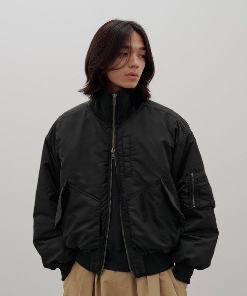 LOWRYS FARM（ローリーズファーム）の「【LFM(U)】ハイネックショートＭＡ－１　 1069600（MA-1・メンズ・カーキ/ブラック・LARGE/MEDIUM）」の12枚目の写真