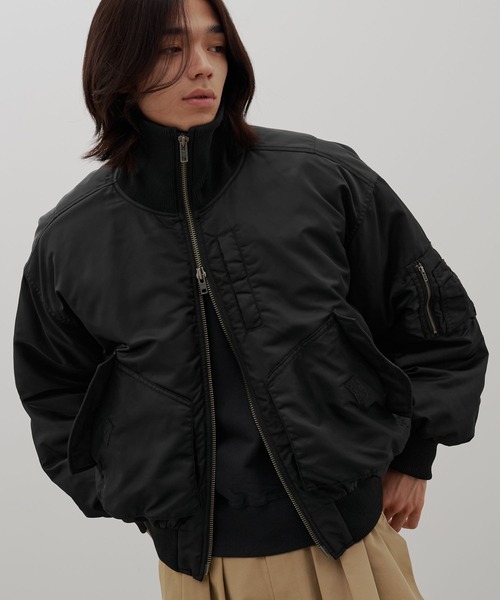 LOWRYS FARM（ローリーズファーム）の「【LFM(U)】ハイネックショートＭＡ－１　 1069600（MA-1・メンズ・カーキ/ブラック・LARGE/MEDIUM）」の16枚目の写真