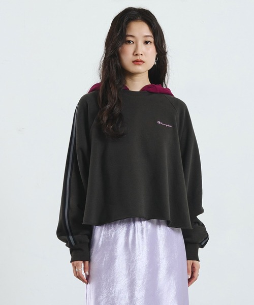 ROSE BUD(ローズバッド)の「【Champion別注】SIDE LINE SWEAT(スウェット・レディース・レッド/グレー/ネイビー/チャコール・ONE SIZE)」の10枚目の写真