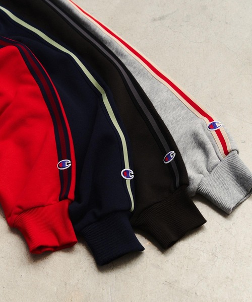 ROSE BUD(ローズバッド)の「【Champion別注】SIDE LINE SWEAT(スウェット・レディース・レッド/グレー/ネイビー/チャコール・ONE SIZE)」の5枚目の写真