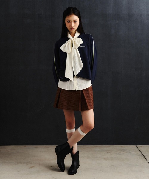 ROSE BUD(ローズバッド)の「【Champion別注】SIDE LINE SWEAT(スウェット・レディース・レッド/グレー/ネイビー/チャコール・ONE SIZE)」の9枚目の写真