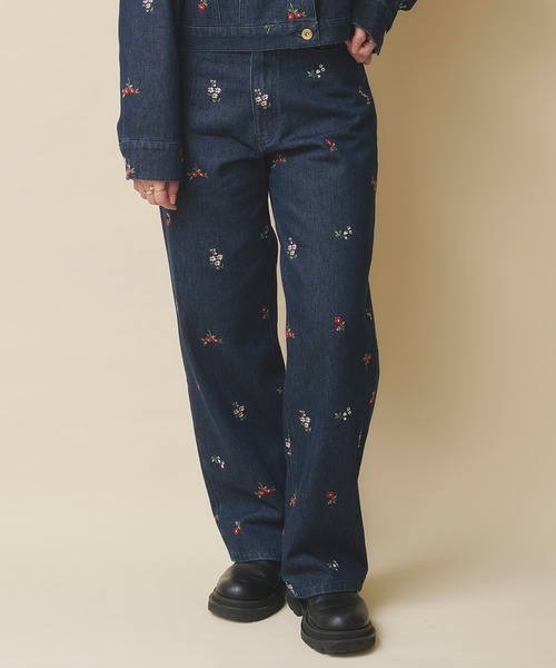 Cath Kidston（キャスキッドソン）の「エンブロイダリーデニムパンツ Ditsy Floral Embroidery（デニムパンツ・レディース・インディゴブルー/サックスブルー・S/M）」の5枚目の写真
