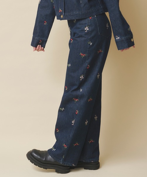 Cath Kidston（キャスキッドソン）の「エンブロイダリーデニムパンツ Ditsy Floral Embroidery（デニムパンツ・レディース・インディゴブルー/サックスブルー・S/M）」の6枚目の写真