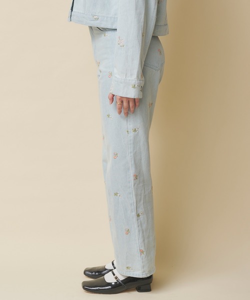 Cath Kidston（キャスキッドソン）の「エンブロイダリーデニムパンツ Ditsy Floral Embroidery（デニムパンツ・レディース・インディゴブルー/サックスブルー・S/M）」の21枚目の写真
