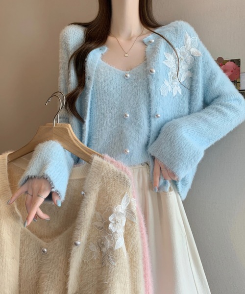 AMAJI(アマジ)の「ビジュー キャミソール リボン ニットカーディガン(カーディガン/ボレロ・レディース・ライトブルー/ベージュ/ライトピンク・FREE)」の4枚目の写真