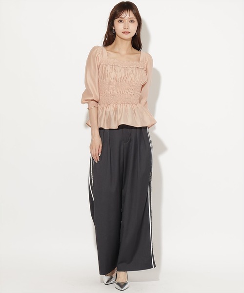 AND COUTURE(アンドクチュール)の「ウエストシャーリング7分袖ブラウス(シャツ/ブラウス・レディース・ホワイト/ブラック/ブラウン/ピンク・FREE)」の17枚目の写真