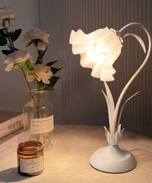 Made in I（メイドインアイ）の「'floral disc lamp（照明）」