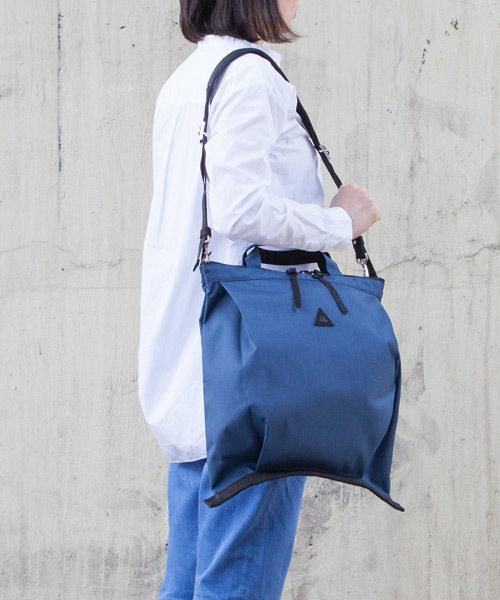 ANONYM CRAFTSMAN DESIGN（アノニムクラフツマンデザイン）の「【ANONYM CRAFTSMAN DESIGN / アノニムクラフツマンデザイン】KONA SHOULDER BAG M ショルダーバッグ（トートバッグ・レディース・ネイビー/ベージュ/グレー/ブラック/イエロー/オレンジ/ホワイト/ブルー・FREE）」の6枚目の写真
