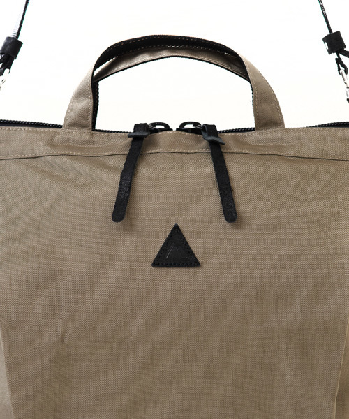 ANONYM CRAFTSMAN DESIGN（アノニムクラフツマンデザイン）の「【ANONYM CRAFTSMAN DESIGN / アノニムクラフツマンデザイン】KONA SHOULDER BAG M ショルダーバッグ（トートバッグ・レディース・ネイビー/ベージュ/グレー/ブラック/イエロー/オレンジ/ホワイト/ブルー・FREE）」の14枚目の写真