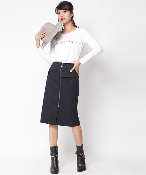 VICKY(ビッキー)の「刺繍ロゴ長袖ロングTシャツ(Tシャツ/カットソー・レディース・オフホワイト/ブラック/ライトグレー・M)」の12枚目の写真