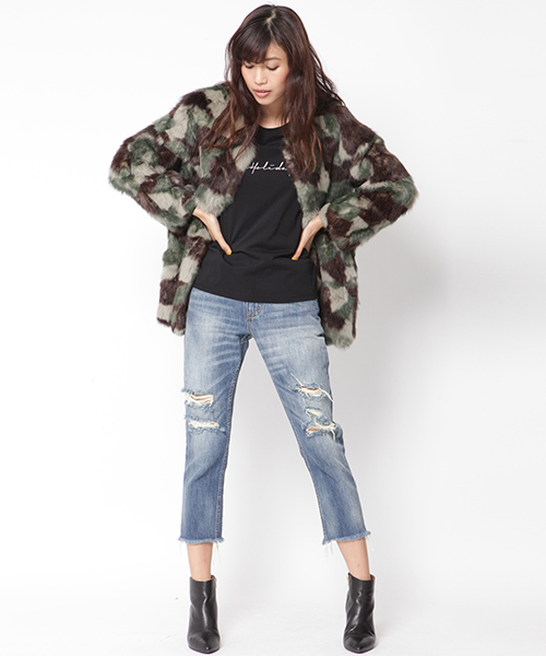 VICKY(ビッキー)の「刺繍ロゴ長袖ロングTシャツ(Tシャツ/カットソー・レディース・オフホワイト/ブラック/ライトグレー・M)」の14枚目の写真
