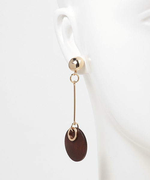 PLAIN CLOTHING（プレーンクロージング）の「ウッドプレートピアス【PLAIN CLOTHING】（ピアス（両耳用）・レディース・ブラウン/ブラック・FREE）」の4枚目の写真