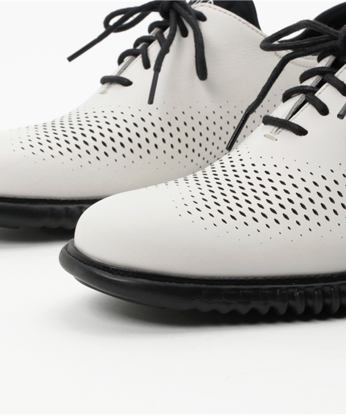 COLE HAAN(コールハーン)の「2.ゼログランド レーザー ウィング オックスフォード◆(その他シューズ・メンズ・ホワイト・9/10.5/10/8.5/9.5/8/7.5)」の5枚目の写真