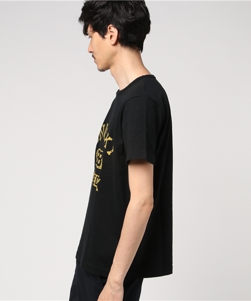 Denime(ドゥニーム)の「【MadeInJapan】BASIC CUTSEW/ベーシックカットソーKENTUCKYプリントクルーネックTシャツ(Tシャツ/カットソー・メンズ・ブラック/ホワイト/ライトブラウン・SMALL/LARGE/MEDIUM)」の4枚目の写真