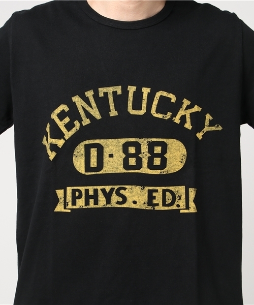 Denime(ドゥニーム)の「【MadeInJapan】BASIC CUTSEW/ベーシックカットソーKENTUCKYプリントクルーネックTシャツ(Tシャツ/カットソー・メンズ・ブラック/ホワイト/ライトブラウン・SMALL/LARGE/MEDIUM)」の8枚目の写真
