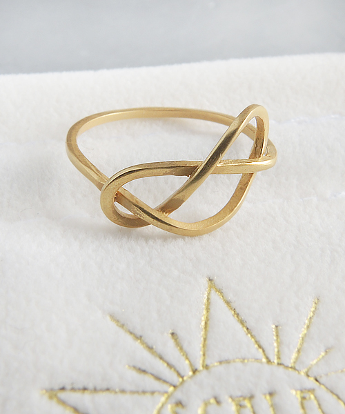 SCALA（スカラ）の「【SCALA/スカラ】Knotミニリング（リング・レディース・ゴールド/アンティークゴールド/シルバー/アンティークシルバー・#7/#5/#9）」の4枚目の写真