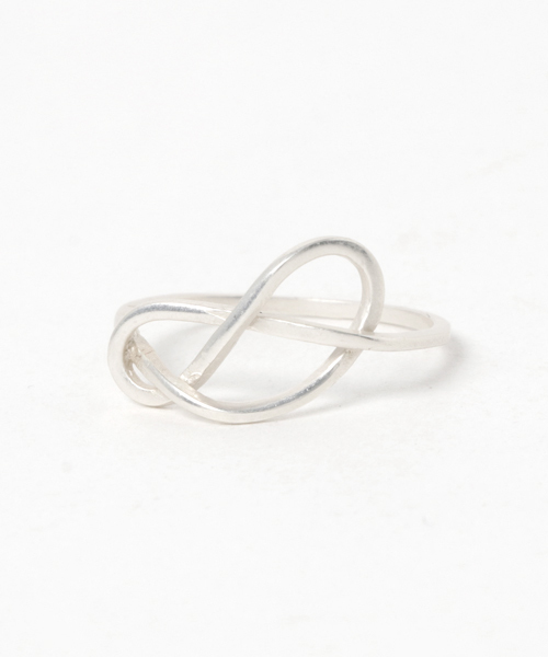 SCALA（スカラ）の「【SCALA/スカラ】Knotミニリング（リング・レディース・ゴールド/アンティークゴールド/シルバー/アンティークシルバー・#7/#5/#9）」の3枚目の写真