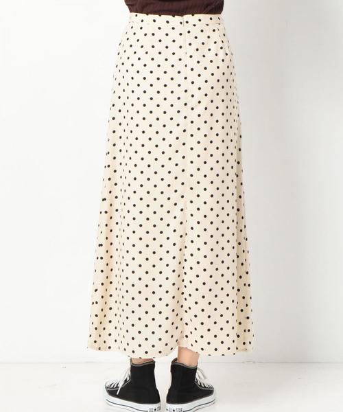 Another Edition（アナザーエディション）の「DOT柄ロングSKⅡ（スカート・レディース・オフホワイト/ブラック・FREE）」の14枚目の写真