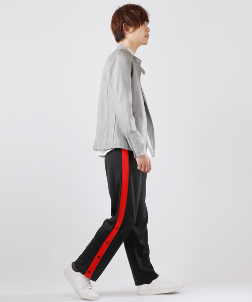 MONO-MART(モノマート)の「サイドラインスナップ ワイドパンツ/トラックパンツ(その他パンツ・メンズ・ブラック×イエロー/ブラック×レッド/ブラック×ホワイト・FREE)」の11枚目の写真