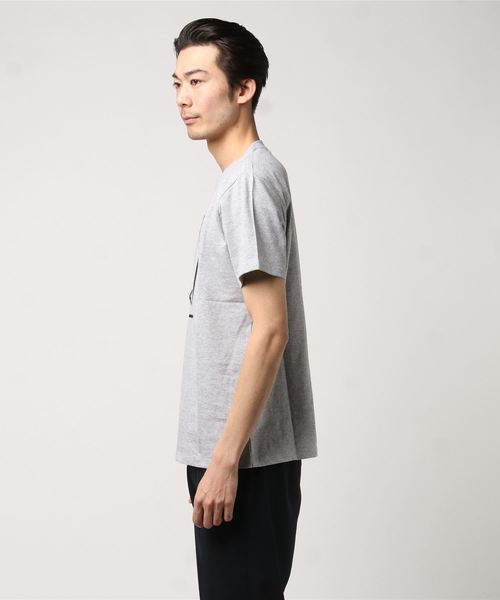 AZ by junhashimoto(エーゼイ バイ ジュンハシモト)の「AZ by junhashimoto(エーゼイ バイ ジュンハシモト)プリントTシャツ(Tシャツ/カットソー・メンズ・トップグレー/オフホワイト/ネイビー・MEDIUM/SMALL/LARGE/X-LARGE)」の4枚目の写真