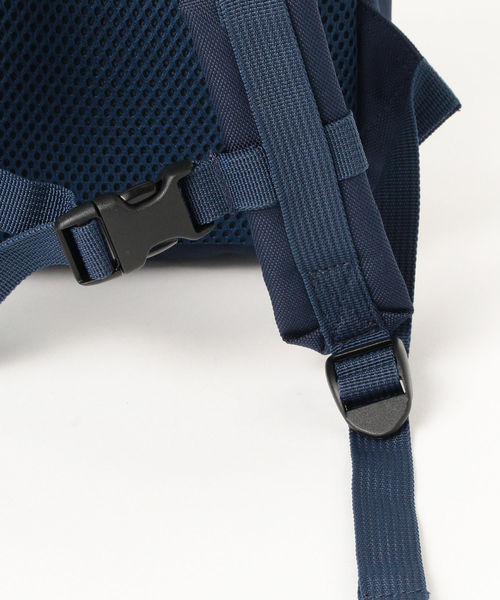 こども ビームス（コドモビームス）の「ARCH&LINE / UTILITY コーデュラ キッズ ミニ リュックサック 18（バックパック/リュック・キッズ・ブラック/ベージュ/ネイビー/グレー/レッド/オリーブ・ONE SIZE）」の19枚目の写真