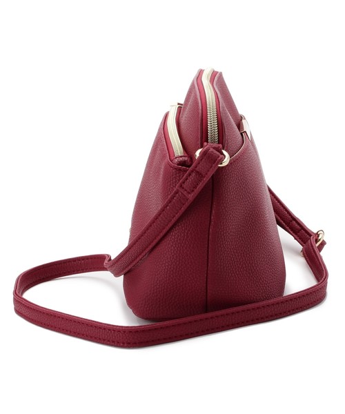 セール バッグ Dreskip ドレスキップ のショルダーバッグ フェイクファーポーチ付きショルダーバッグ F97 18 02 をセール価格で購入できます Shoo La Rue フェイクファーポーチ付きショルダーバッグ ショルダーバッグ Dreskip ドレスキップ の