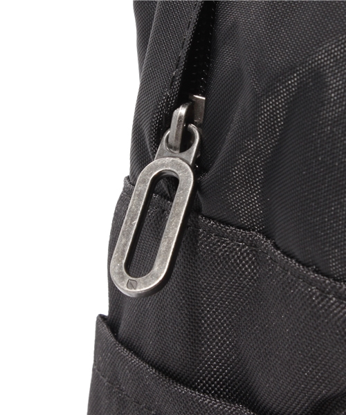 BEAMS（ビームス）の「Incase / CAMPUS COMPACT BACKPACK（バックパック/リュック・メンズ・オフホワイト/ブラック/オレンジ・ONE SIZE）」の8枚目の写真