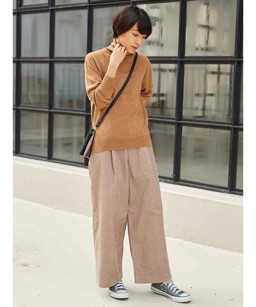 AMERICAN HOLIC(アメリカンホリック)の「・タートルニット裾スリットプルオーバー(ニット/セーター・レディース・チャコールグレー/ブラック/パープル/キャメル/その他7/ブルーグリーン/ホワイト系その他4/ベージュ系その他2・M/L)」の21枚目の写真