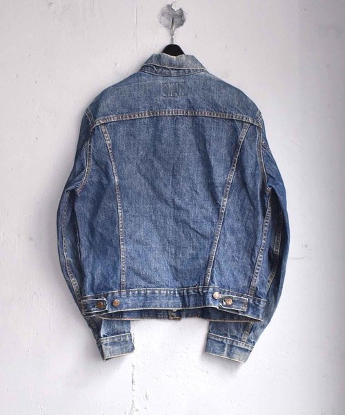 Levi's（リーバイス）の「【ヴィンテージ古着】Levi's/リーバイス "70505-0217" デニムジャケット（デニムジャケット・メンズ・ブルー・MEDIUM）」の4枚目の写真