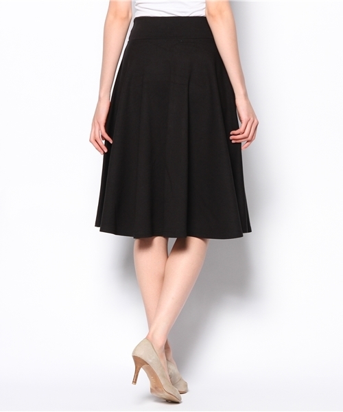 ROSE BUD（ローズバッド）の「【GISELe掲載】LCTB-14122 MIDI FLARE SKIRT（スカート・レディース・オフホワイト/マスタード/ネイビー/ブラック/キャメル/ダークグリーン/ダークグレー/ライトピンク/ライトブルー・ONE SIZE）」の14枚目の写真