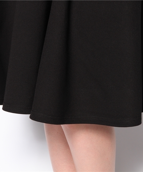 ROSE BUD（ローズバッド）の「【GISELe掲載】LCTB-14122 MIDI FLARE SKIRT（スカート・レディース・オフホワイト/マスタード/ネイビー/ブラック/キャメル/ダークグリーン/ダークグレー/ライトピンク/ライトブルー・ONE SIZE）」の12枚目の写真