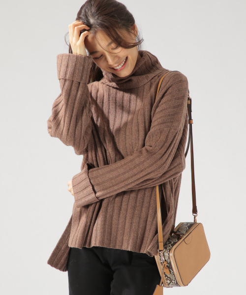 BAYFLOW（ベイフロー）の「AIR YARNリブタートル（ニット/セーター・レディース・グレー/ブラウン/ネイビー・SMALL/MEDIUM）」の9枚目の写真