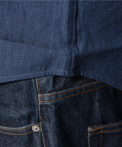WEGO(ウィゴー)の「WEGO/切替デニムシャツ(シャツ/ブラウス・メンズ・ダークインディゴブルー/ライトインディゴブルー・MEDIUM/LARGE)」の4枚目の写真